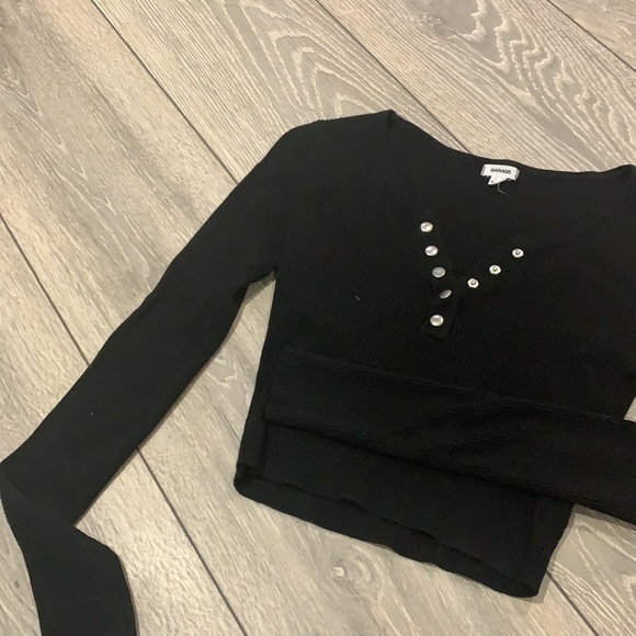 black long sleeve crop top - Picture 4 of 4